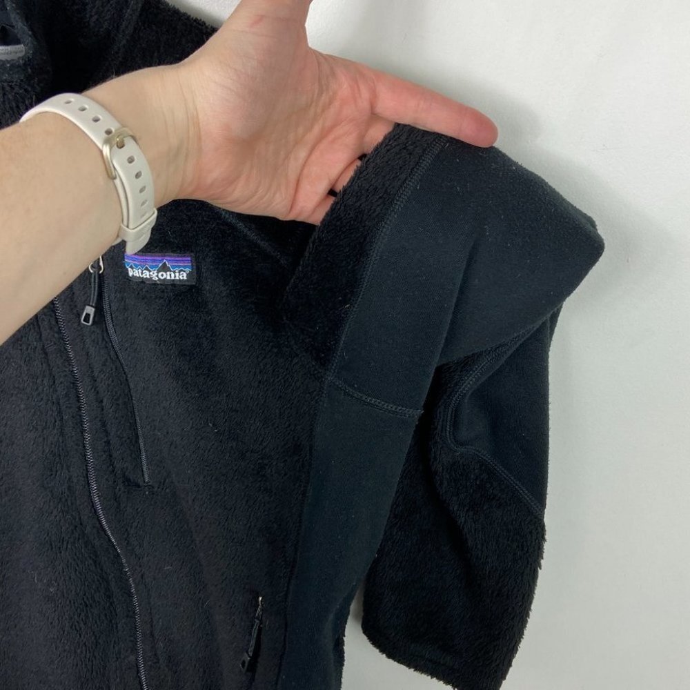 PATAGONIA Micro Fleece Full Zip‎ Synchilla Sweater Black Size Small Hiking Polar - Picture 4 of 9